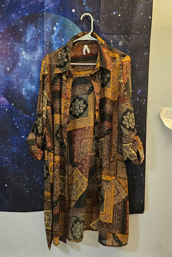 Nwt live truth - truth, patchwork