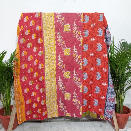 Beige red vintage kantha - vintage, quilt